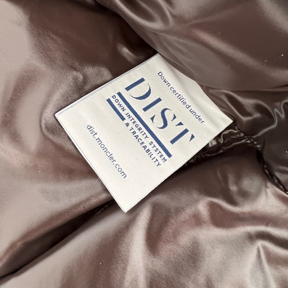 Moncler Montcla Puffer Jacket - Picture 8 of 13